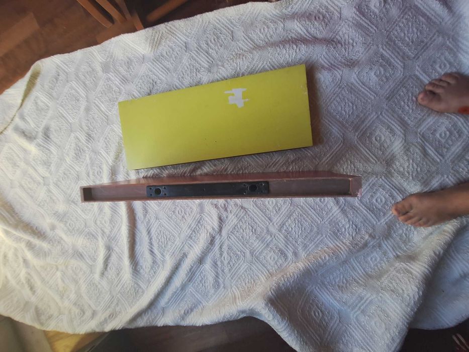 prateleiras em bom estado