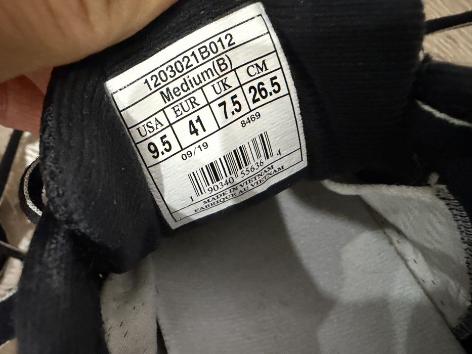 Кросівки Brooks 41 розмір