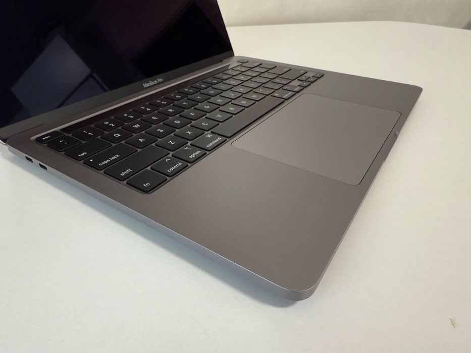  MacBook Pro (13-inch, 2020, Two Thunderbolt 3 ports) Silver: 4