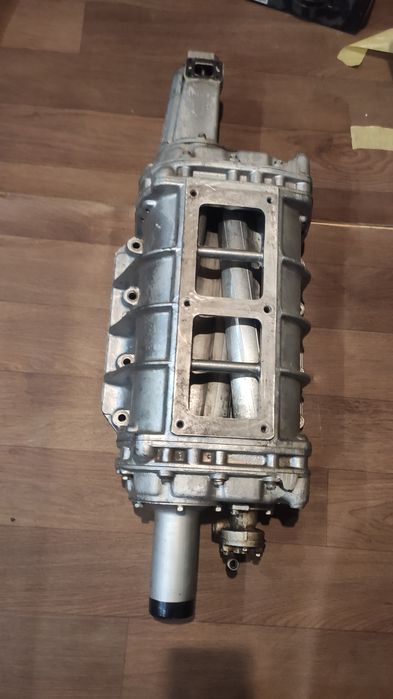 Нагнетатель ЯАЗ 206 в идеальном состоянии.