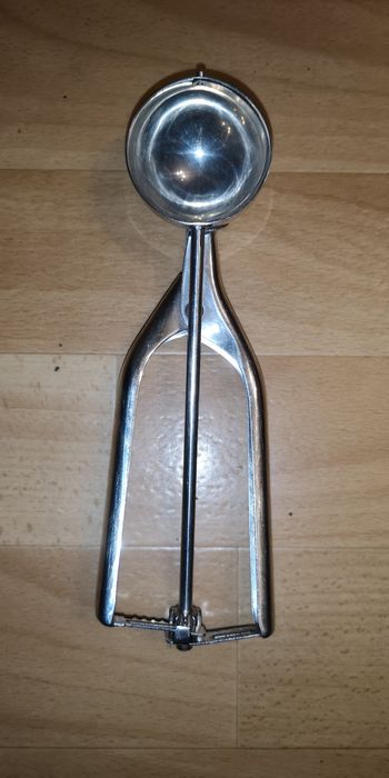 Gałkownica do lodów