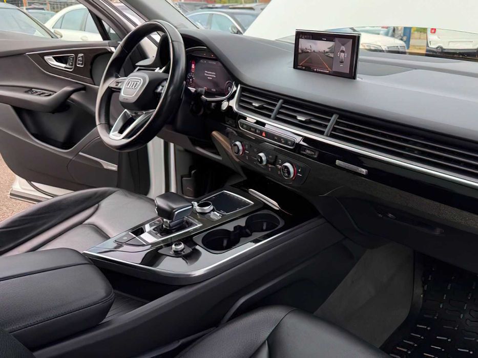Audi Q7 3.0T      2018
