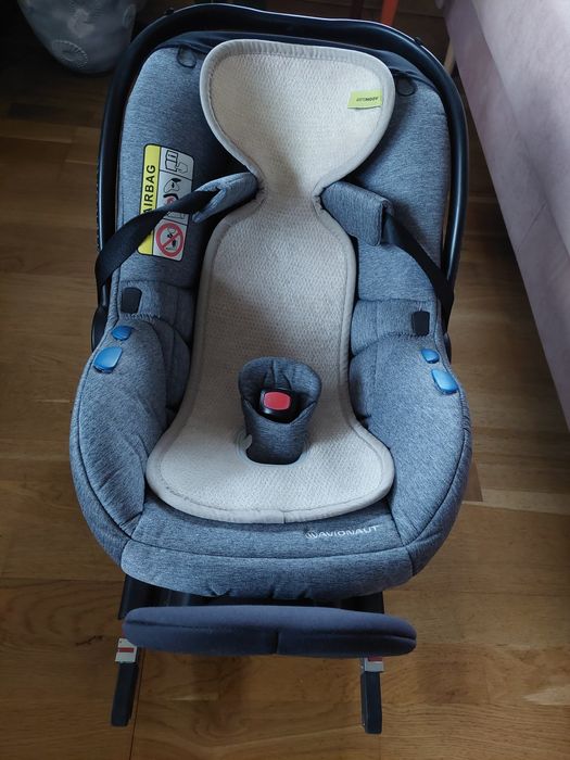 Fotelik Avionaut Pixel z bazą Isofix