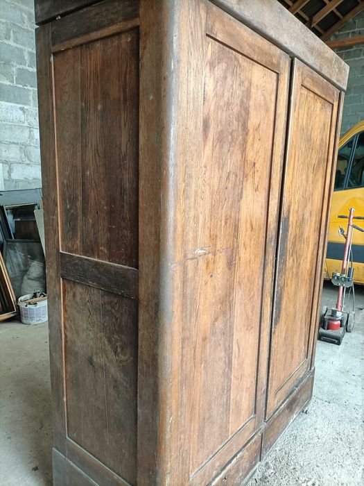 potak . szafa dębowa