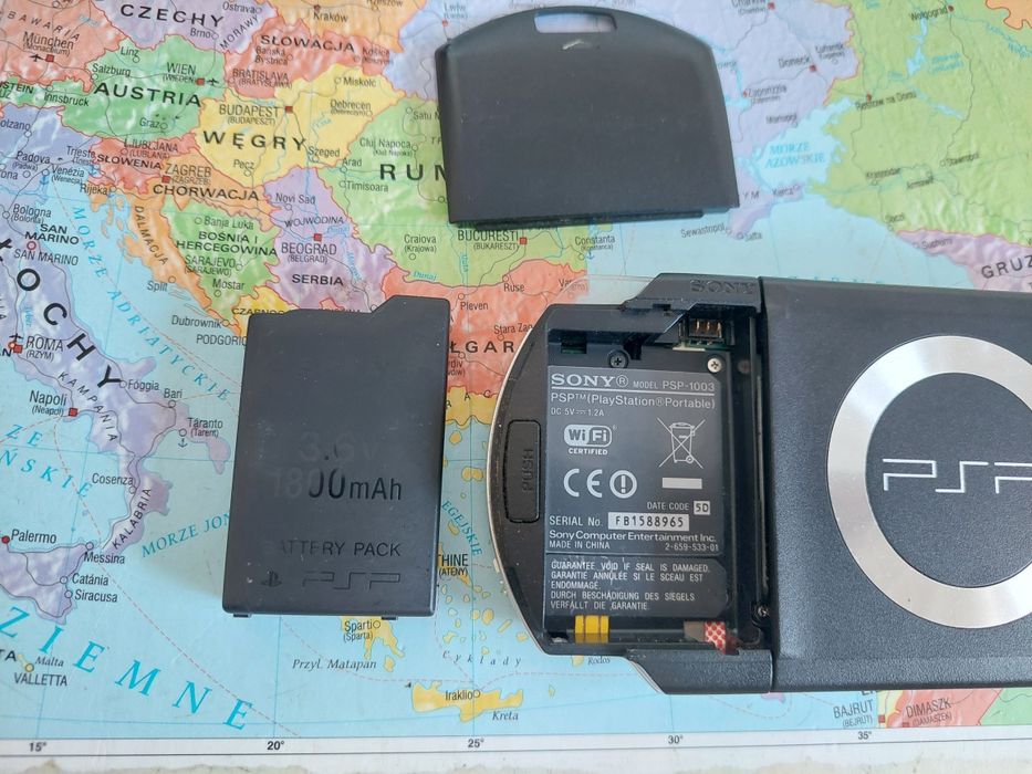 Konsola psp 1003 (1004) przerobiona 32gb 100 gier