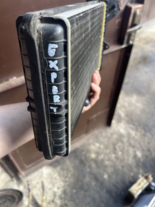 Радиатор пежо эксперт peugeot expert 02год