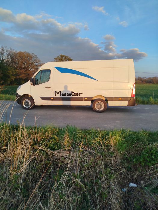 Przeprowadzki / transport / przewóz rzeczy busem