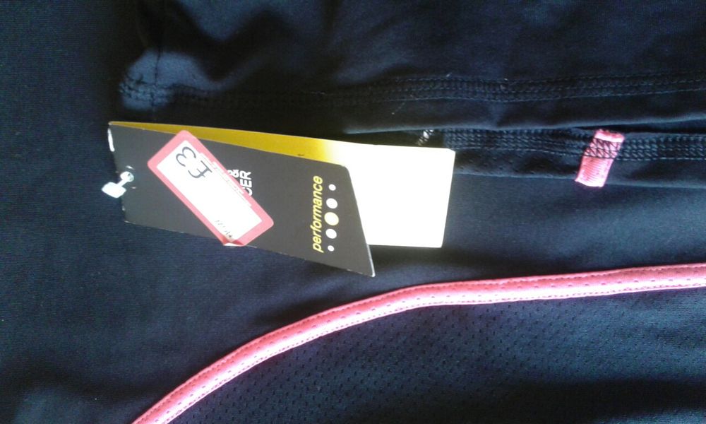 НОВАЯ.Спортивная майка-топ Marks&Spencer (50 разм.)