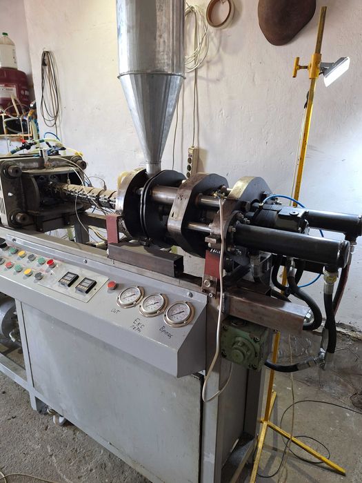 Термопластавтомат