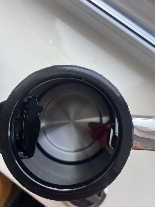 Чайнік єлектричний Russell Hobbs