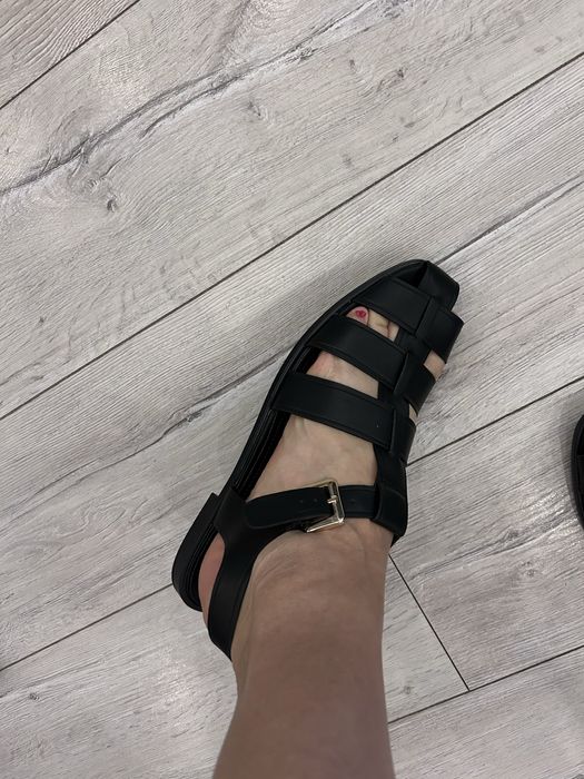 Босоніжки сандалі стильні H&M 42 р