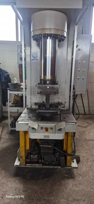 prasa hydrauliczna 160 t