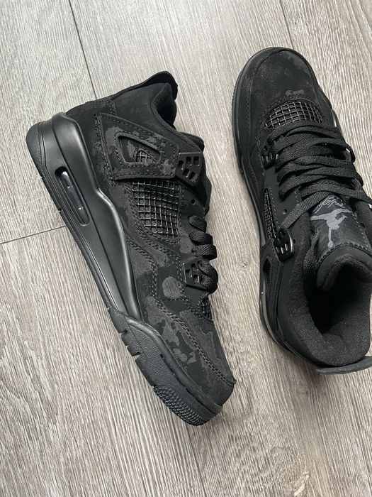 продам Nike Air Jordan 4 Black Camo розмір 39(25см)