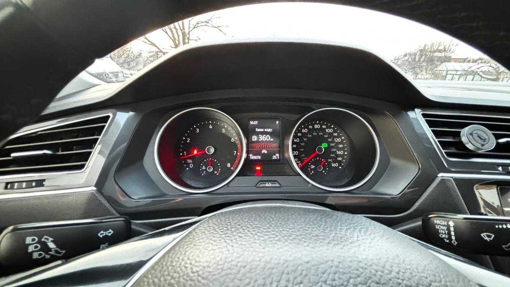 Авто Volkswagen Tiguan Allspace 2019 2.0 TSI АT (184 к.с.) + Каско