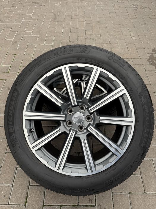 Диски Audi Q7 4M 20r з резиною MICHELIN