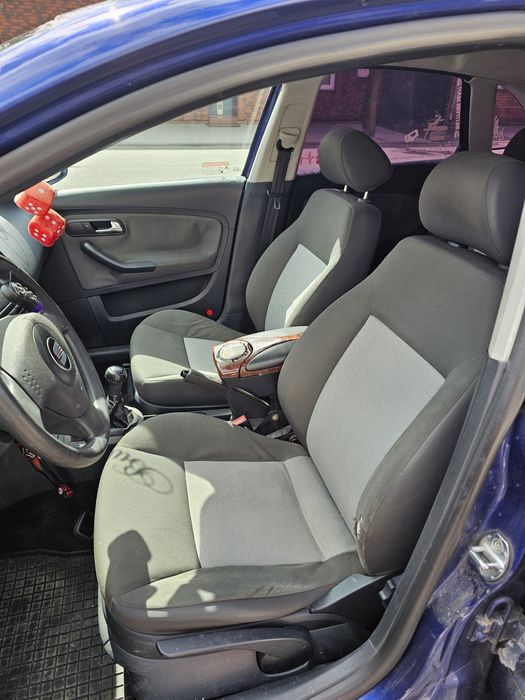 Seat Ibiza 6L gwint car audio