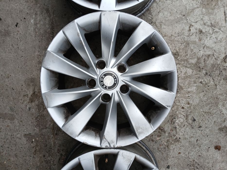 Диски Wolsvgen Skoda,Aubi оригинал 5.112R15 ET-40 DIA 57.1 6/5J цена з