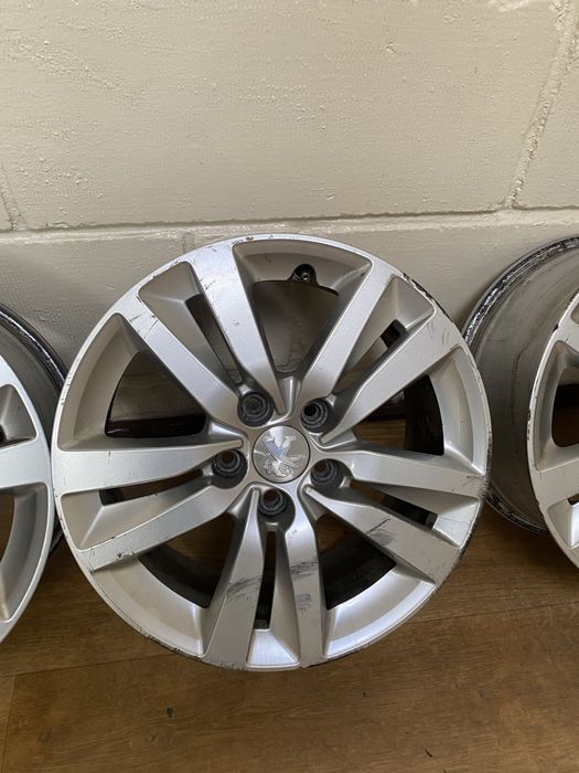 Felgi Aluminiowe Peugeot 308 t9 16 cali
