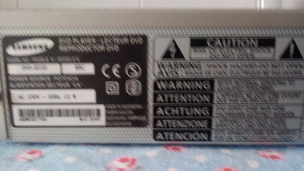 Leitor de CD e DVD LG S 525 ou Samsung L 235 ou receptor satellite