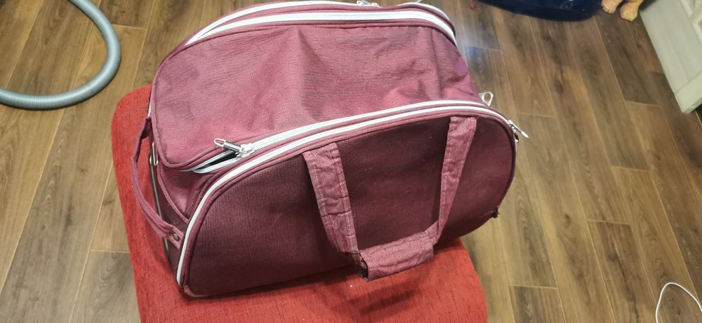 Дорожня сумка, Валіза