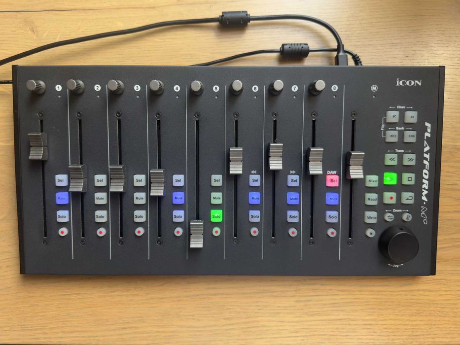 ICON Platform M+ Sterownik MIDI USB DAW