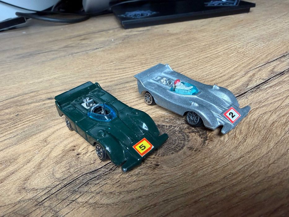 2x samochodzik w.t 502 oraz t 315