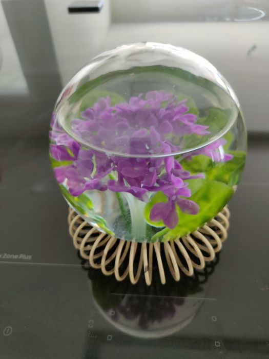 Globo floreira antiga.