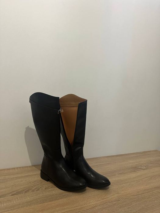 Женские сапоги трубы по типу Hermes