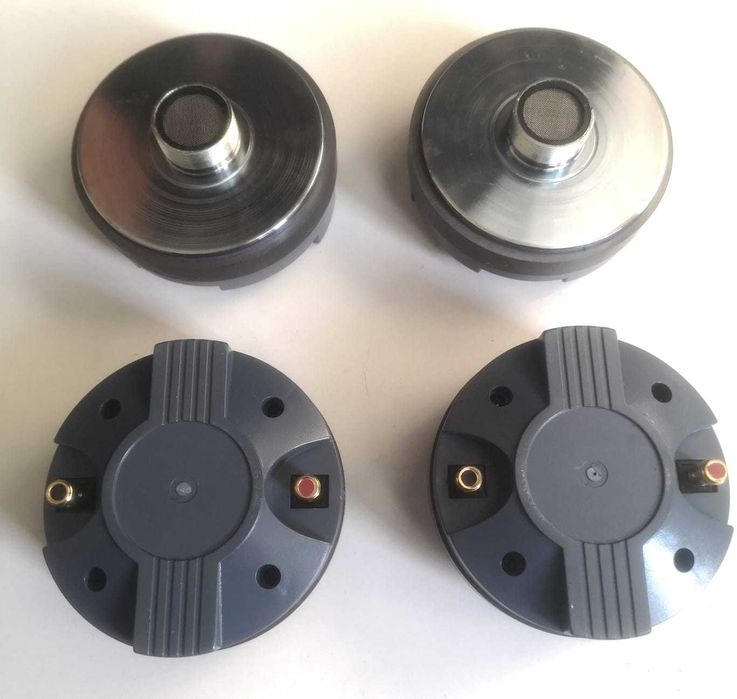 AGUDOS 60 WATTS - 2 UNIDADES - Rosca  1" 8 Ohm