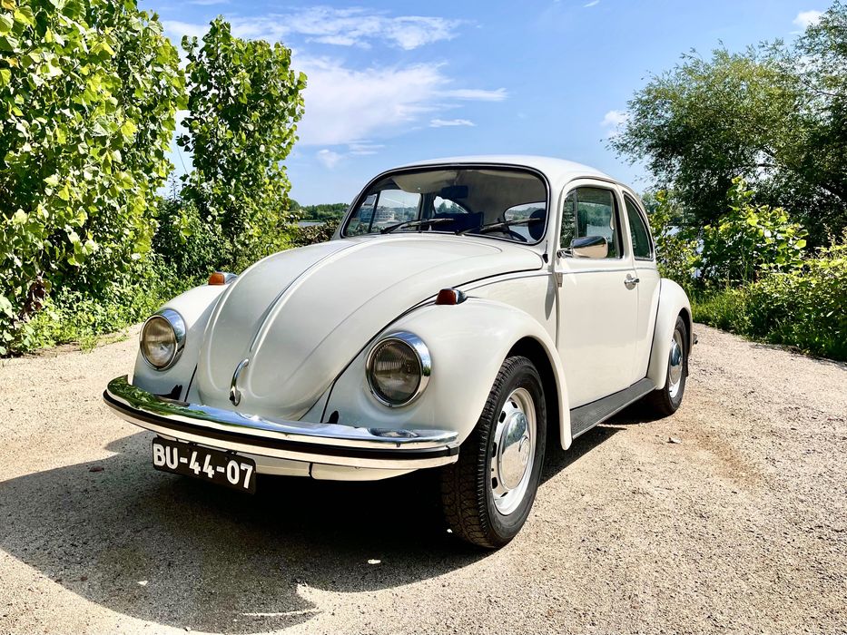 Aluguer de carro clássico Carocha Branco para casamentos e outros eventos