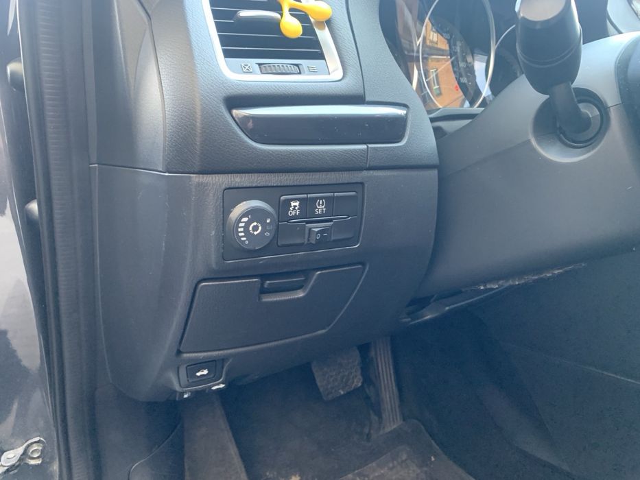 Автомобиль Mazda 6