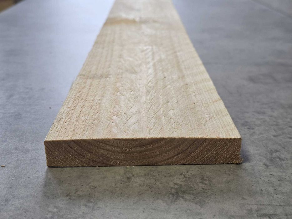 Deska sucha sosnowa z Finlandii – tarcica szorstka 125x19 mm 4,2m