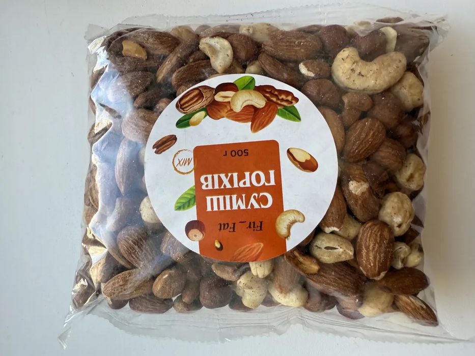 Мікс смажених горіхів мигдаль, кеш’ю, фундук 500г микс жареных орехов