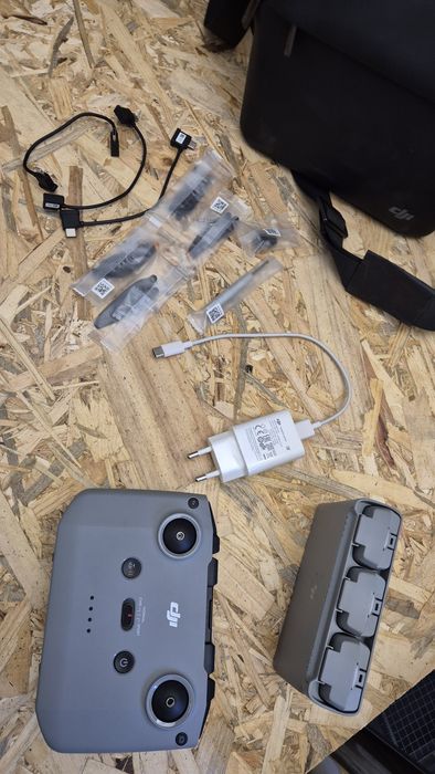 Vendo Drone Dji Mini 2 combo