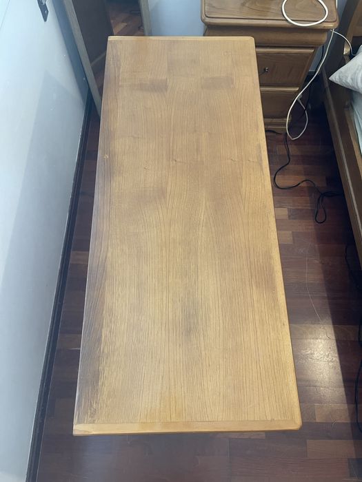 Secretaria de madeira