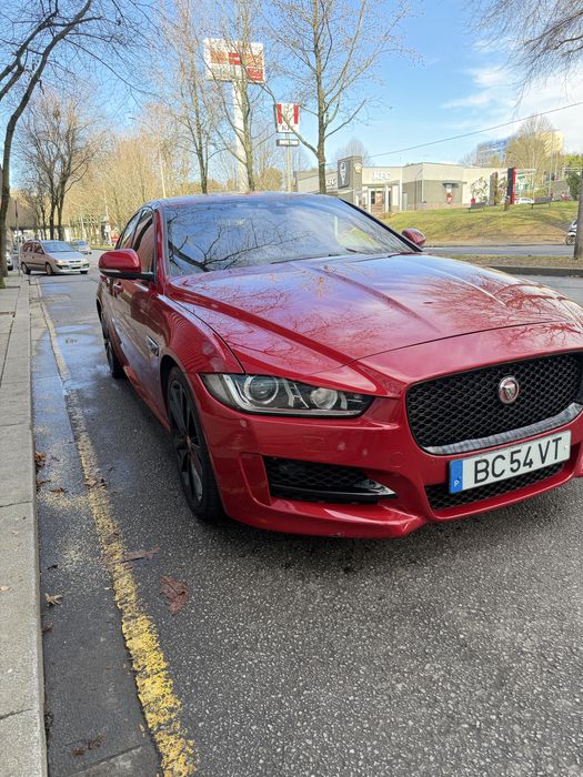 Jaguar XE 2.0D 180cv R-Sport Full-Extras