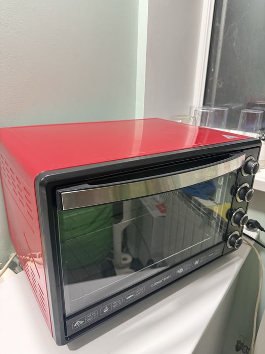 Духовка Liberton LEO-650 red