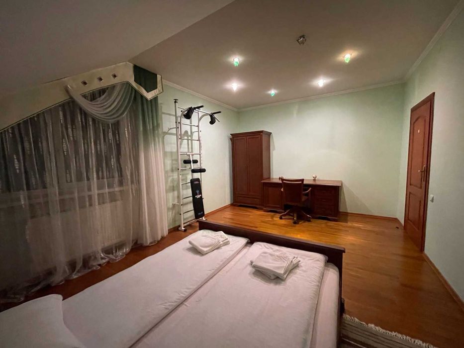 Продається 2-х рівнева квартира VIP класу, район Мазепи, Трускавець!