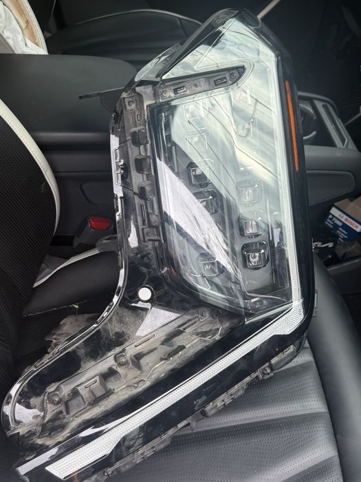 Фара ліва KIA EV9 GT-LINE    92101D0160