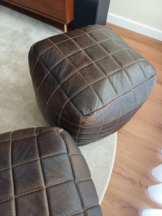 Puff em pele castanha