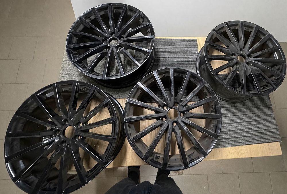 Felgi Audi A5 A4 B9 17” 5x112 8J ET32 ORYGINAŁ Ronal