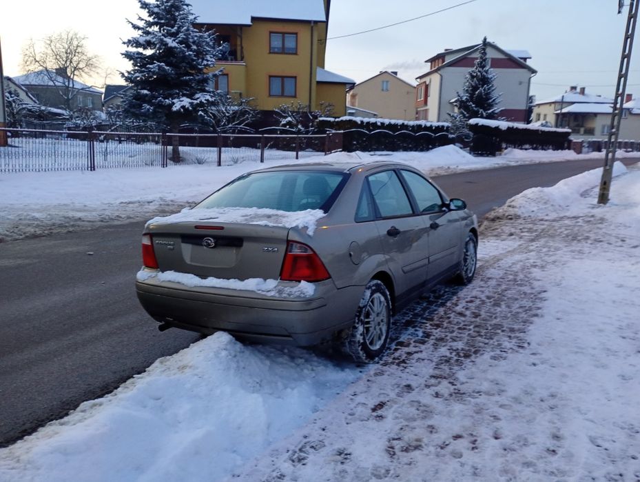 Ford.      Focus