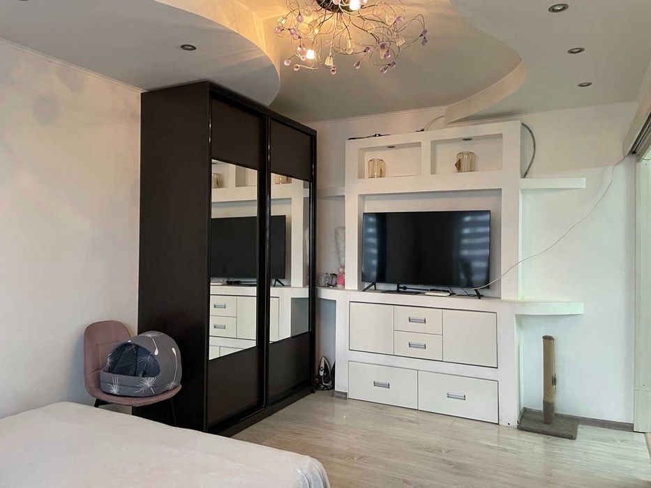 Продаж 2- кімнатної  квартири по вул. К. Острозьких