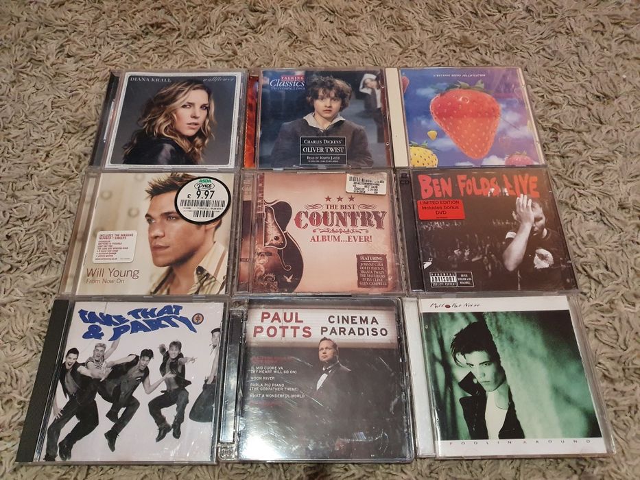 Plyty cd różności.