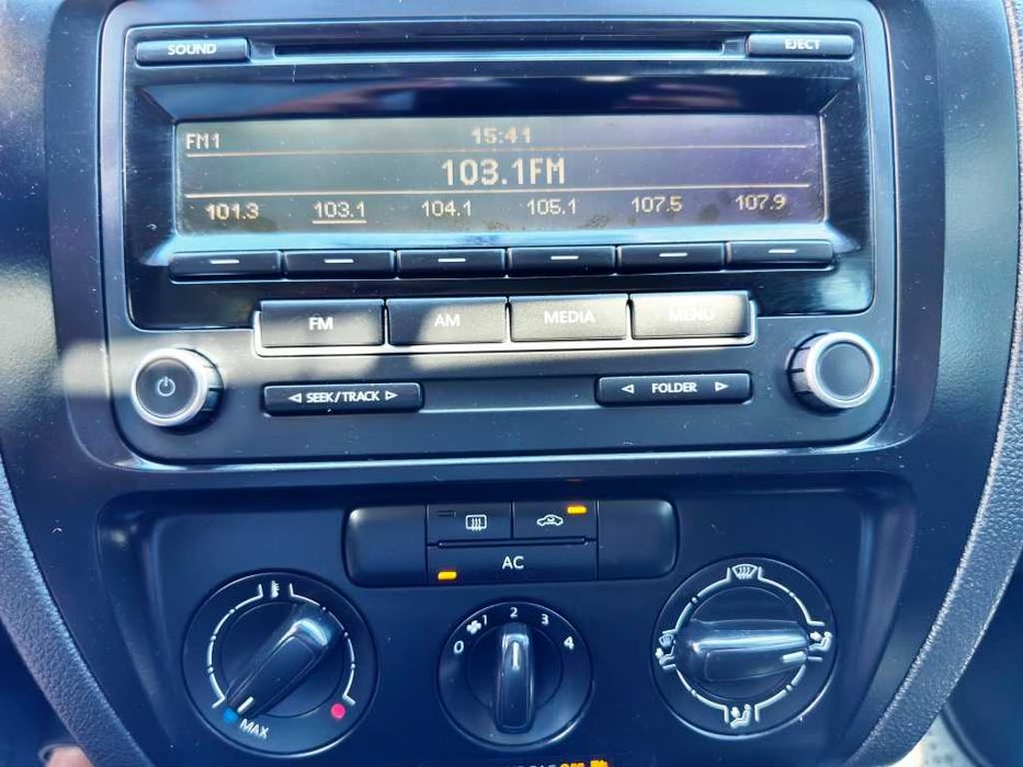 Volkswagen Jetta MPi
