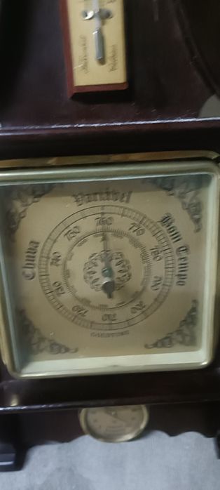 Relógio antigo vintage