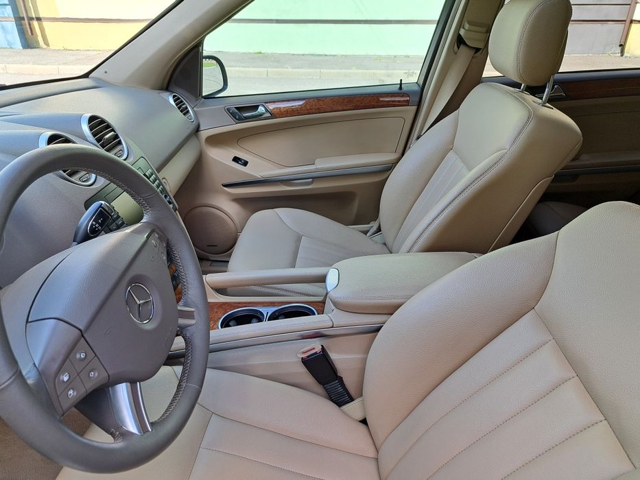Продам Mercedes ML350