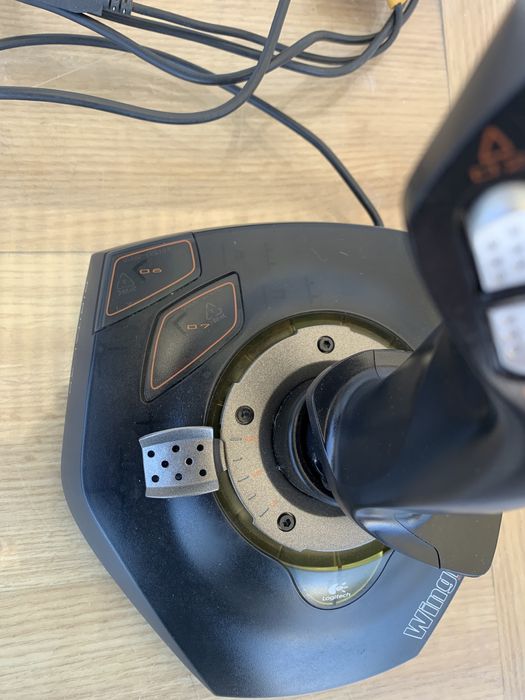 Logitech WingMan Extreme Digital 3D Joystick – 7 Buttons – Black64284592316546123