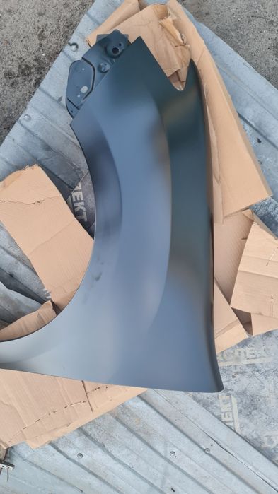 Крило переднє ліве та праве Renault Logan 2 Нові
