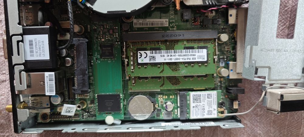 Lenovo ThinCentre m700